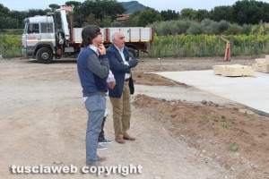 Palestra santa Barbara - L'assessore Ricci al cantiere