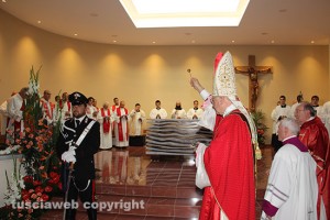 L'inaugurazione della chiesa di Villanova