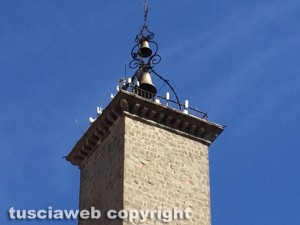 Viterbo - Piazza del comune - La torre