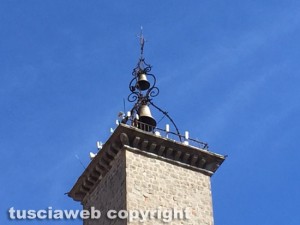 Viterbo - Piazza del comune - La torre