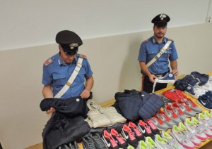 Montalto di Castro - La merce sequestrata dai carbinieri 