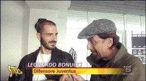 Striscia la notizia - Tapiro a Leonardo Bonucci