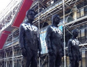 Danneggiate le statue di Davide Dormino a Parigi 