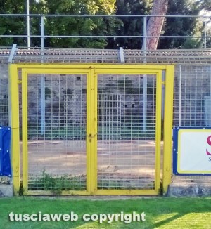 Viterbo - Stadio Rocchi - Il passaggio per l'ambulanza