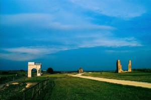 Vulci - Un'immagine della mostra fotografica "La città"