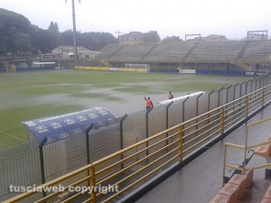 Lo stadio Rocchi ridotto a una pozzanghera