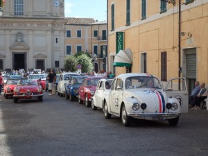 San Lorenzo nuovo - Alcune auto storiche presenti