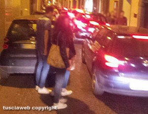 Viterbo - Il traffico del sabato sera a Corso Italia