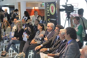 MIlano - Experience Etruria - Luisa Ciambella, Giuseppe Fioroni, Maurizio Martina, Leonardo Michelini