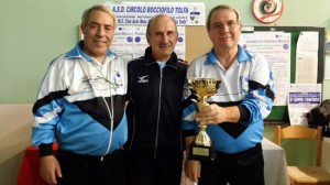 Sport - Bocce - Coppa città di Tolfa - I secondi classificati Celletti e Bassardini con Galliano Deangelis