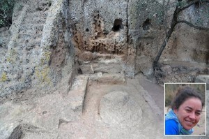 Etruschi - La tomba di Grotte scalina e l’archeologa Edwige Lovergne