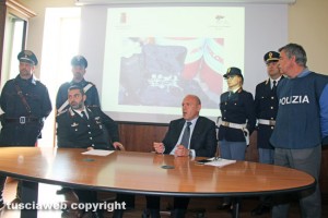 Operazione talpa - La conferenza stampa 