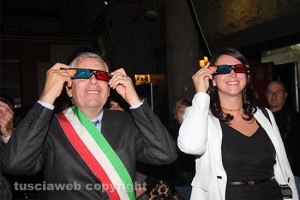 Viterbo - Il sindaco Leonardo Michelini e il vice sindaco Luisa Ciambella durante l'inaugurazione della mostra Etruschi in 3D