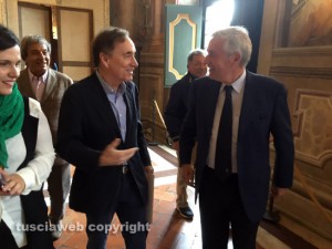 Viterbo - Richard J. Fox a palazzo dei Priori