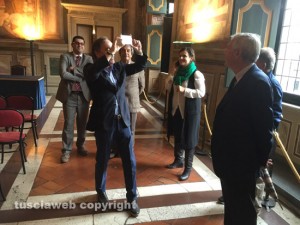 Viterbo - Richard J. Fox a palazzo dei Priori