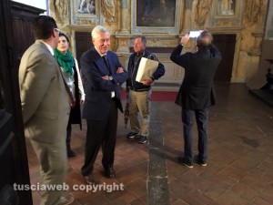 Viterbo - Richard J. Fox a palazzo dei Priori
