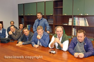 La terza commissione in riunione