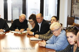La terza commissione in riunione