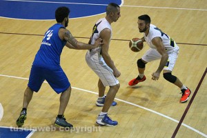 Sport - Basket - Stella azzurra - Peroni e Marsili nel match contro Maddaloni