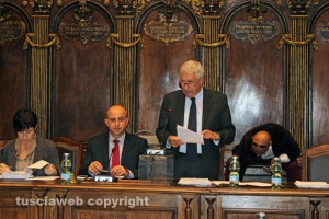 Viterbo - Consiglio comunale straordinario sulla sicurezza