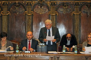 Viterbo - Consiglio comunale straordinario sulla sicurezza