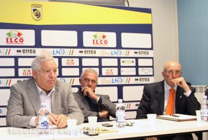 Sport - Calcio - Viterbese - Il patron Piero Camilli con Vincenzo Minguzzi e Massimo Racioppa