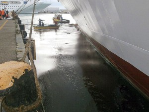 Civitavecchia - Sversamento di combustibile nelle acque del porto
