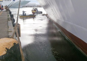 Civitavecchia - Bonificato lo sversamento di combustibile in porto