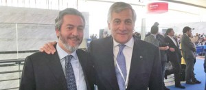 Francesco Battistoni e Antonio Tajani al congresso del Ppe