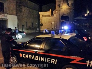Viterbo - I carabinieri nel centro storico (Immagine di repertorio)