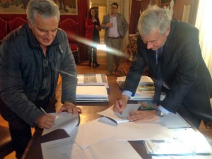 Comune - La firma della convenzione