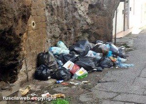 Viterbo - Degrado in via del Pilastro