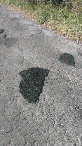 Viterbo - Le buche rattoppate in strada Capretta