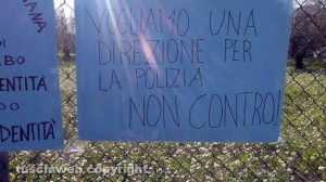 Viterbo - La protesta dell'Uspp fuori dal carcere di Mammagialla