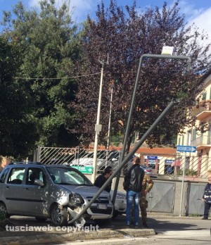 Viterbo - Incidente in via del Paradiso
