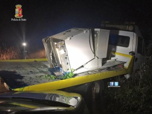 Roma - Bufalotta - Il carro attrezzi rubato