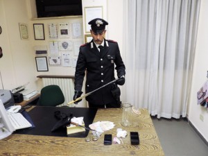 Vejano - Il materiale sequestrato dai carabinieri