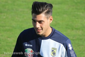 Sport - Calcio - Viterbese - Daniele Ansini durante il riscaldamento