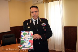 Viterbo - Carabinieri - Il colonnello Conte presenta il calendario 2016