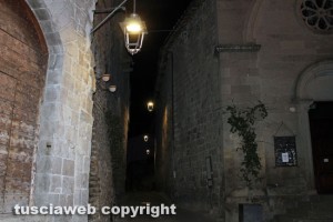Viterbo - La nuova illuminazione a San Pellegrino