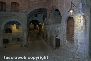 Viterbo - La nuova illuminazione a San Pellegrino