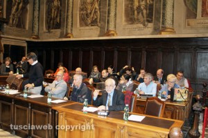 Viterbo - Consiglio comunale per la sfiducia