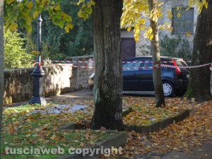 Nepi - Malviventi muoiono mentre tentano di fuggire -  I carabinieri in via Garibaldi