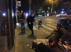 Parigi - Raffica di attacchi terroristici islamici