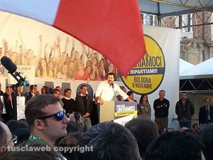 I leghisti viterbesi a Bologna con Salvini, Meloni e Berlusconi