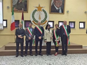 Angelelli a fianco del sindaco di Betlemme Vera Baboun