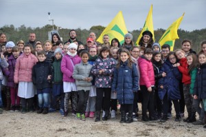 Blera - I bambini delle elementari partecipano alla semina