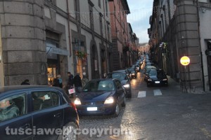 Viterbo - Ingorgo in centro
