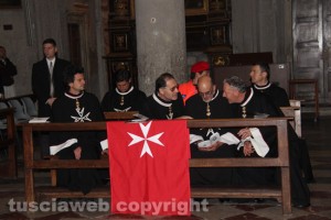 Viterbo - Giubileo - Il vescovo Fumagalli ha aperto la porta santa 