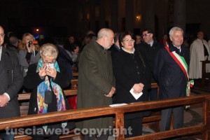 Viterbo - Giubileo - Il vescovo Fumagalli ha aperto la porta santa 